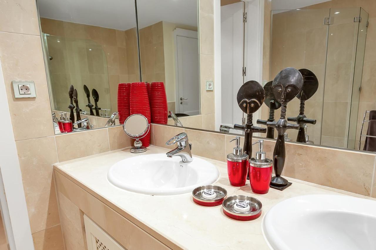 Yolo Spaces - Sotogrande - Puerto Boutique Apartment Exteriör bild