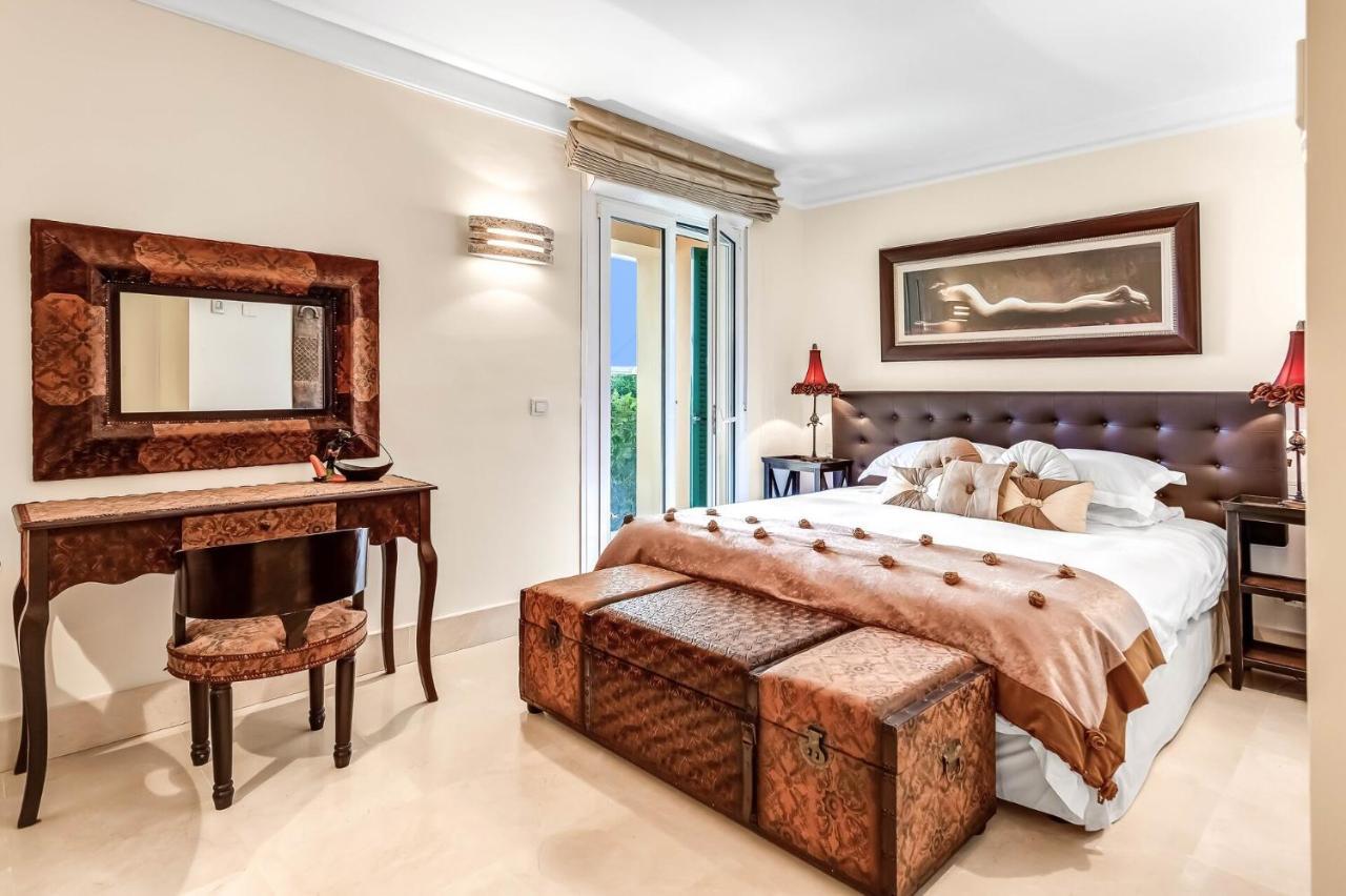 Yolo Spaces - Sotogrande - Puerto Boutique Apartment Exteriör bild