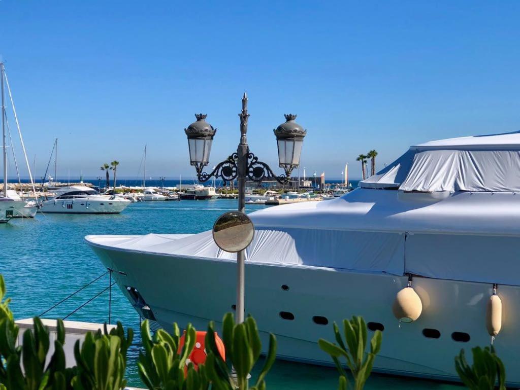 Yolo Spaces - Sotogrande - Puerto Boutique Apartment Exteriör bild