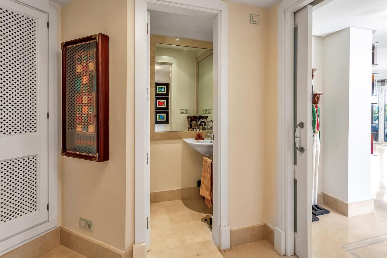 Yolo Spaces - Sotogrande - Puerto Boutique Apartment Exteriör bild