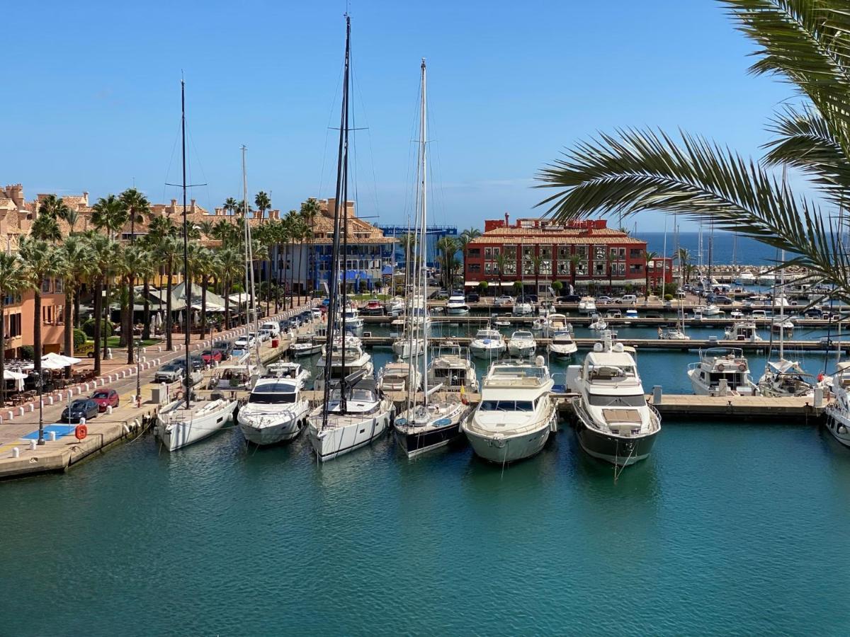 Yolo Spaces - Sotogrande - Puerto Boutique Apartment Exteriör bild