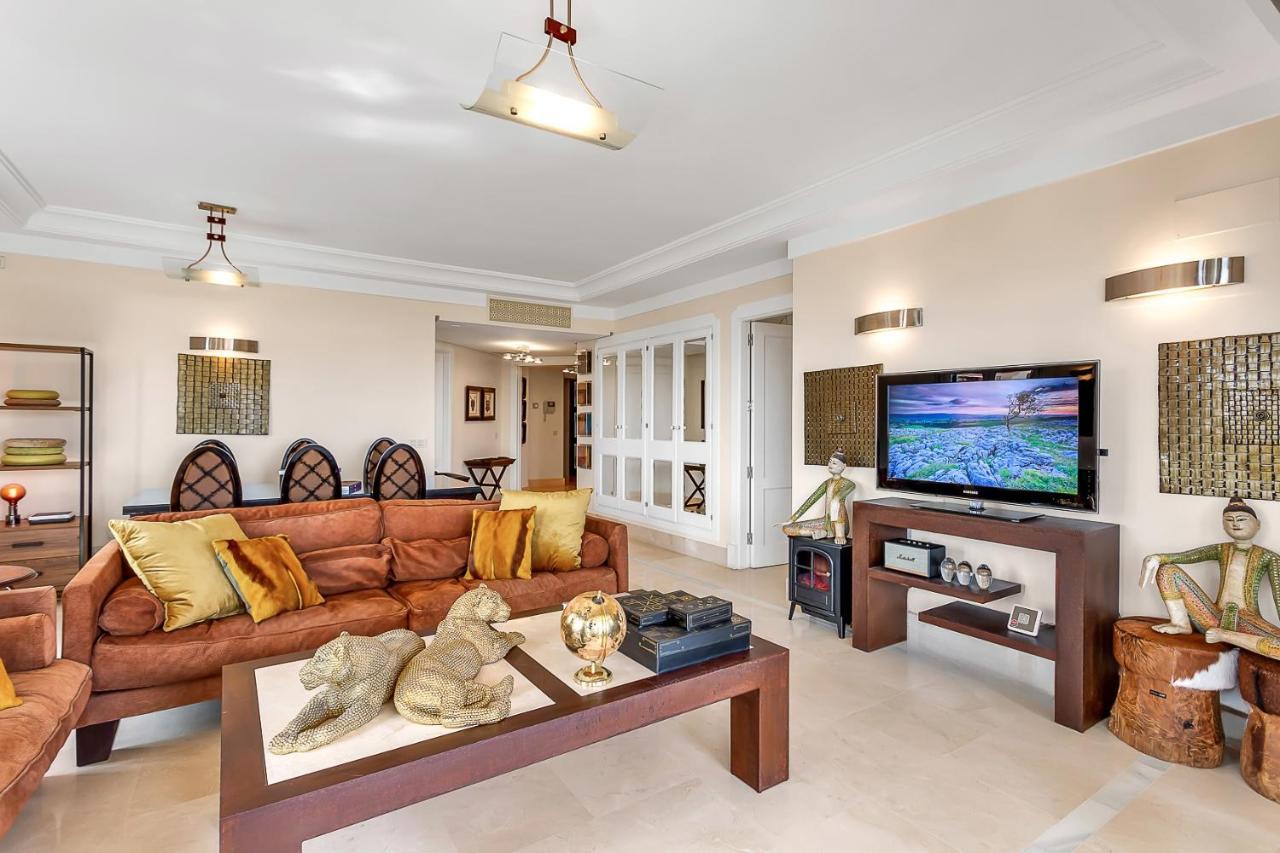 Yolo Spaces - Sotogrande - Puerto Boutique Apartment Exteriör bild