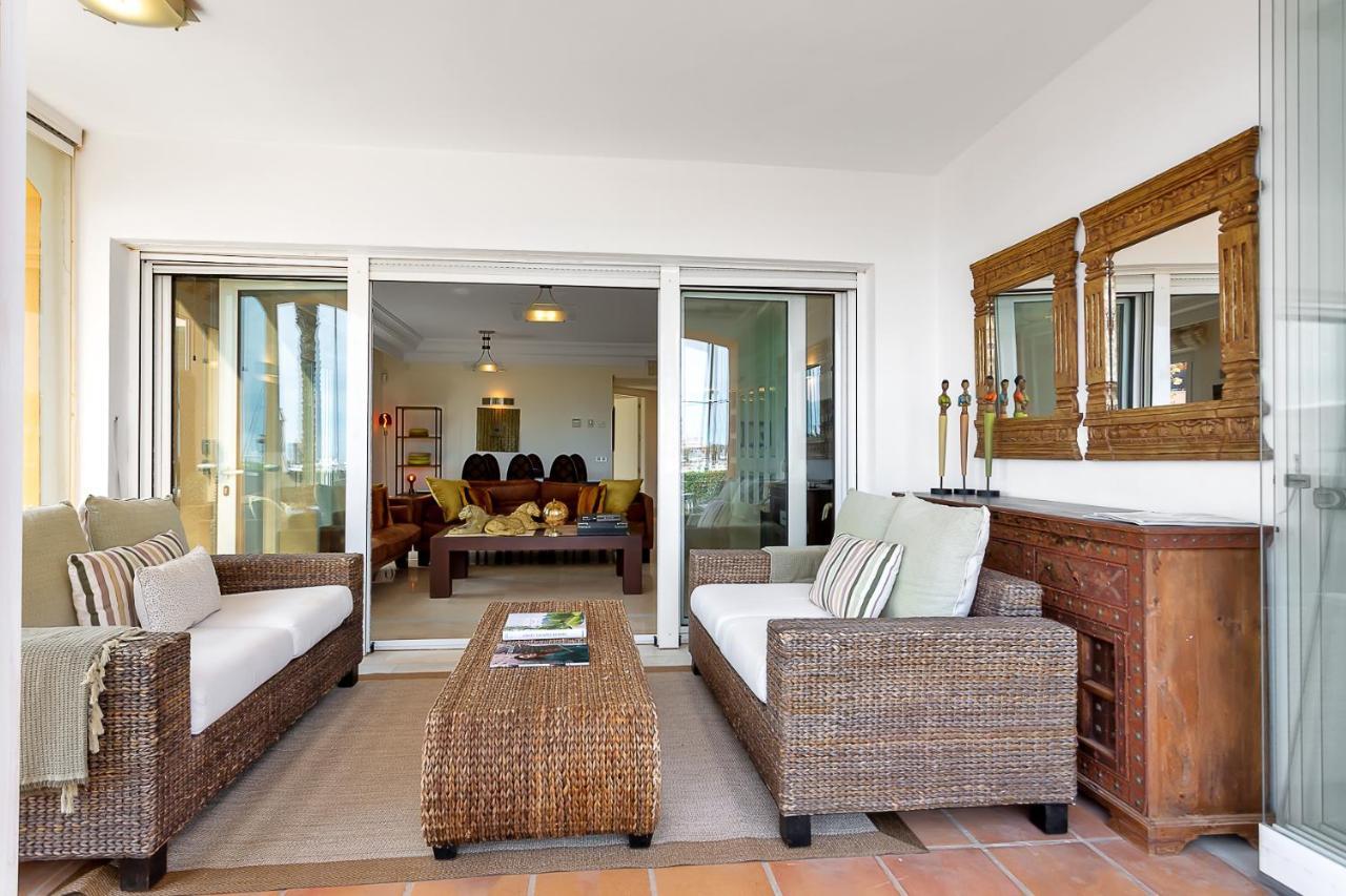 Yolo Spaces - Sotogrande - Puerto Boutique Apartment Exteriör bild